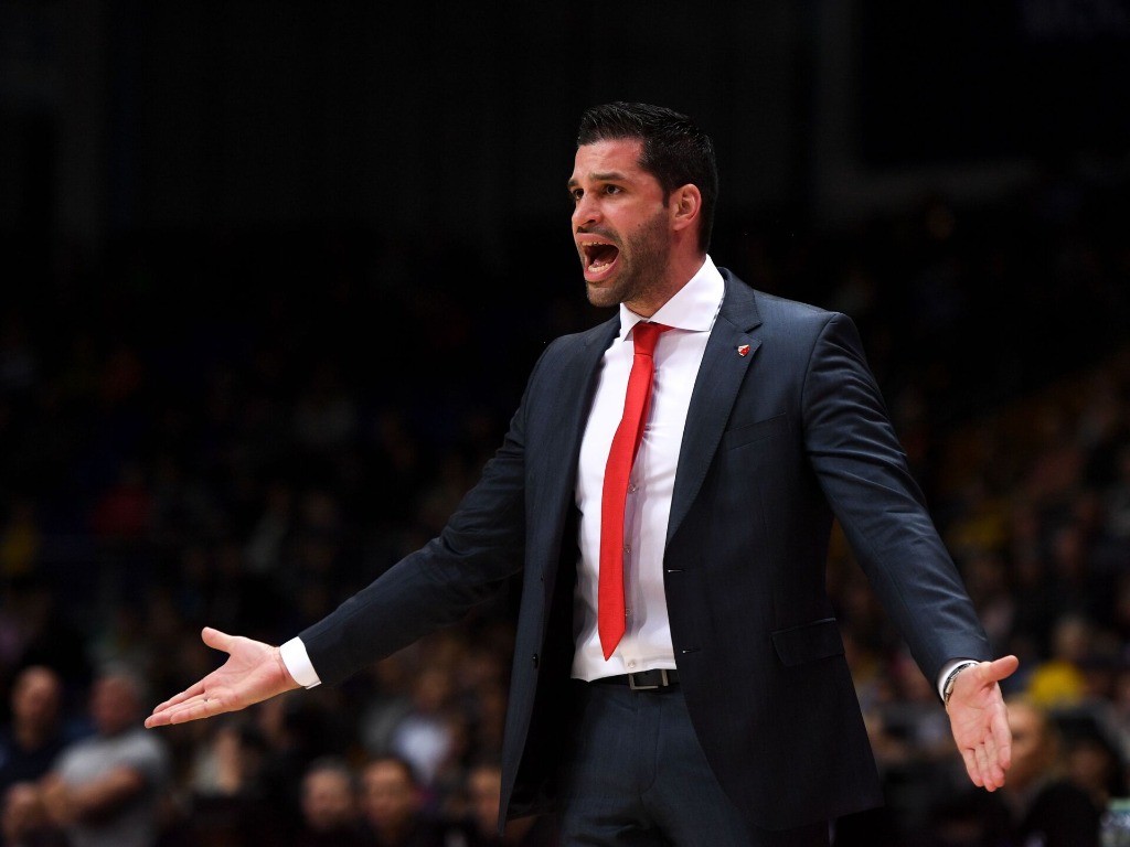 Dušan Alimpijević na klupi Crvene zvezde